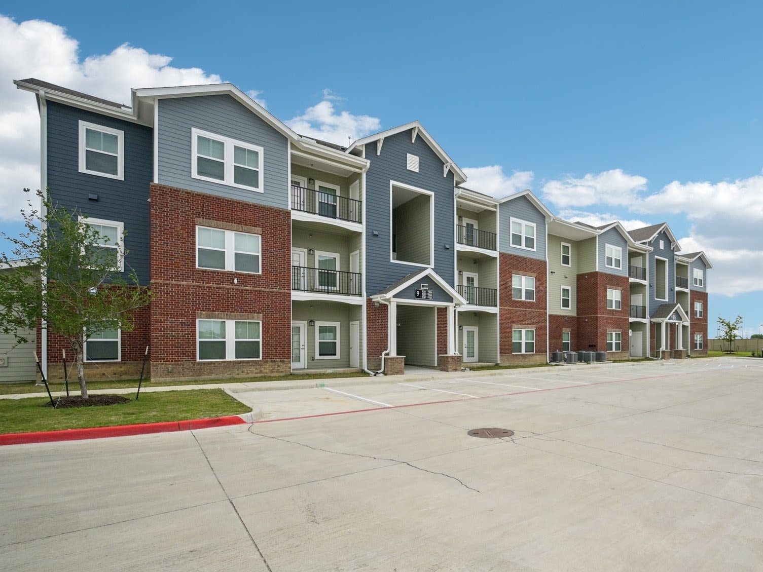 Mill Stream Apartments – photo 1 of 39