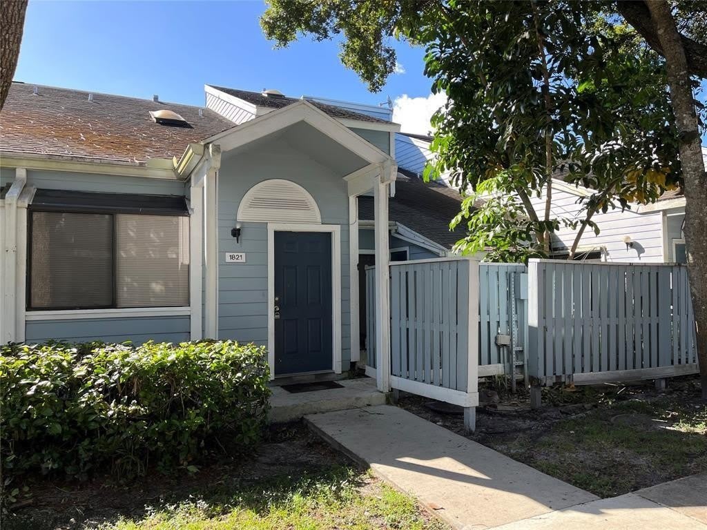 1821 Racquet Court – photo 1