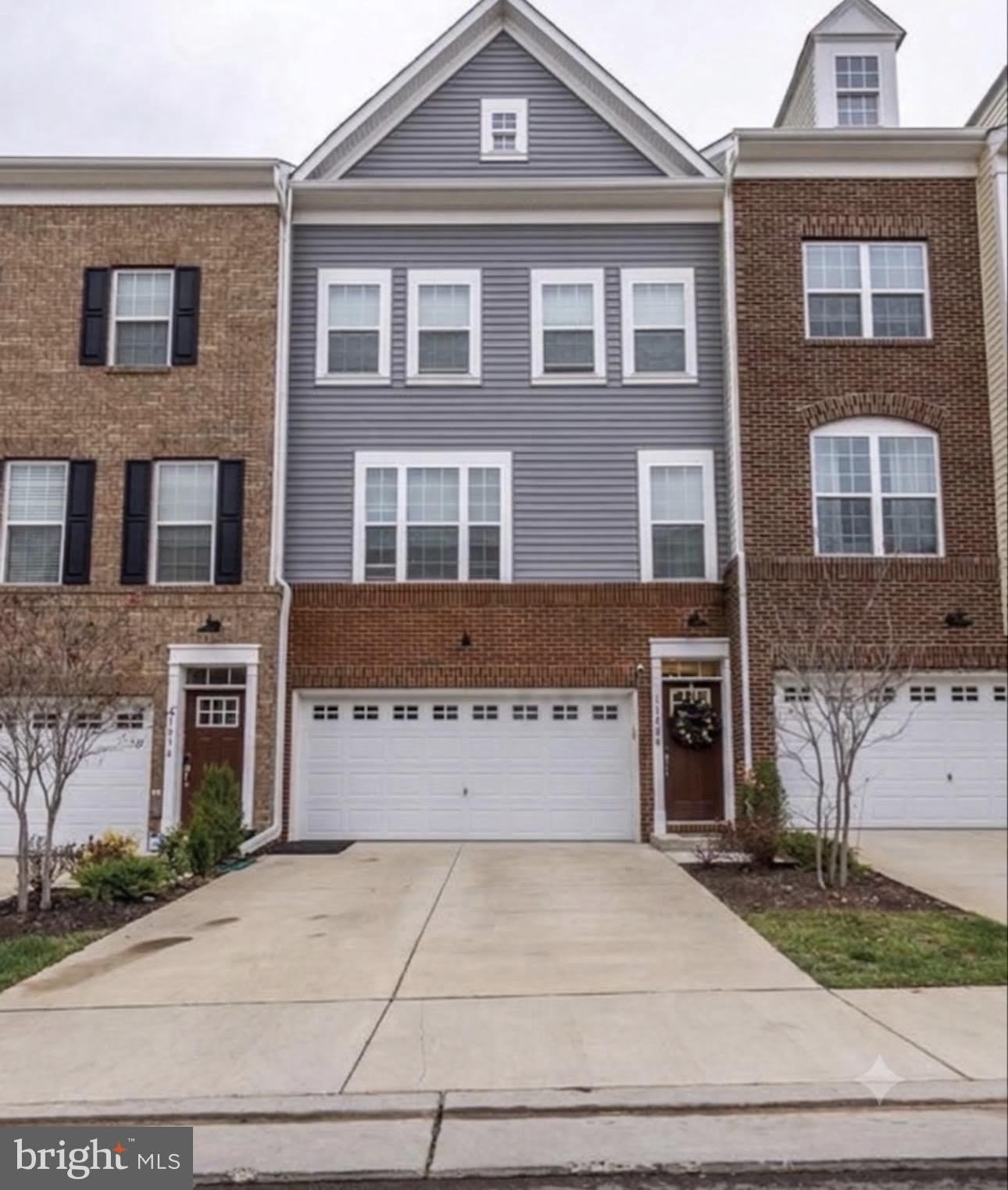 11032 BLACKBURN COVE Lane – photo 1 of 16