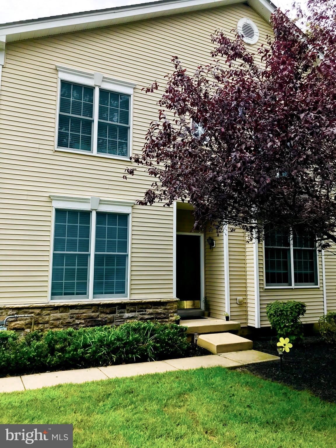 22 NESTLEWOOD Way – photo 1