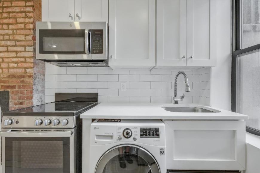 317 East 5th Street – photo 1