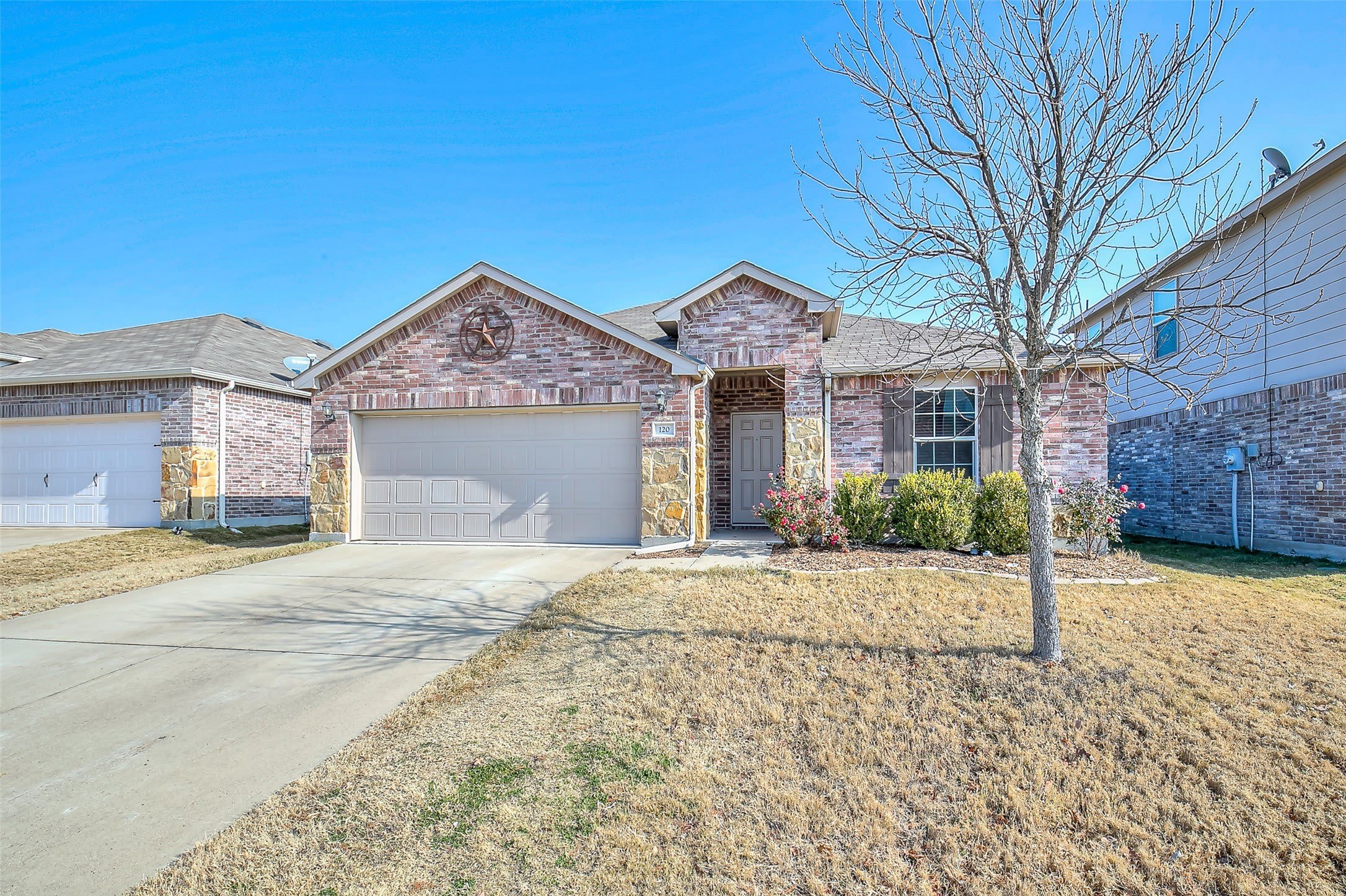 120 Abelia Drive – photo 1