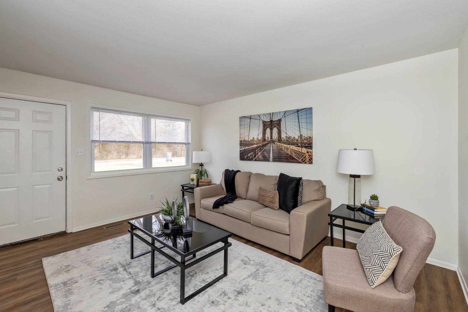 2213-2215 Fairfax Road – photo 1