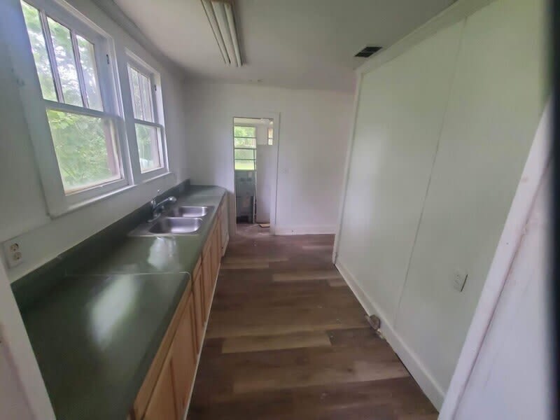 267 Day Ave. – photo 1