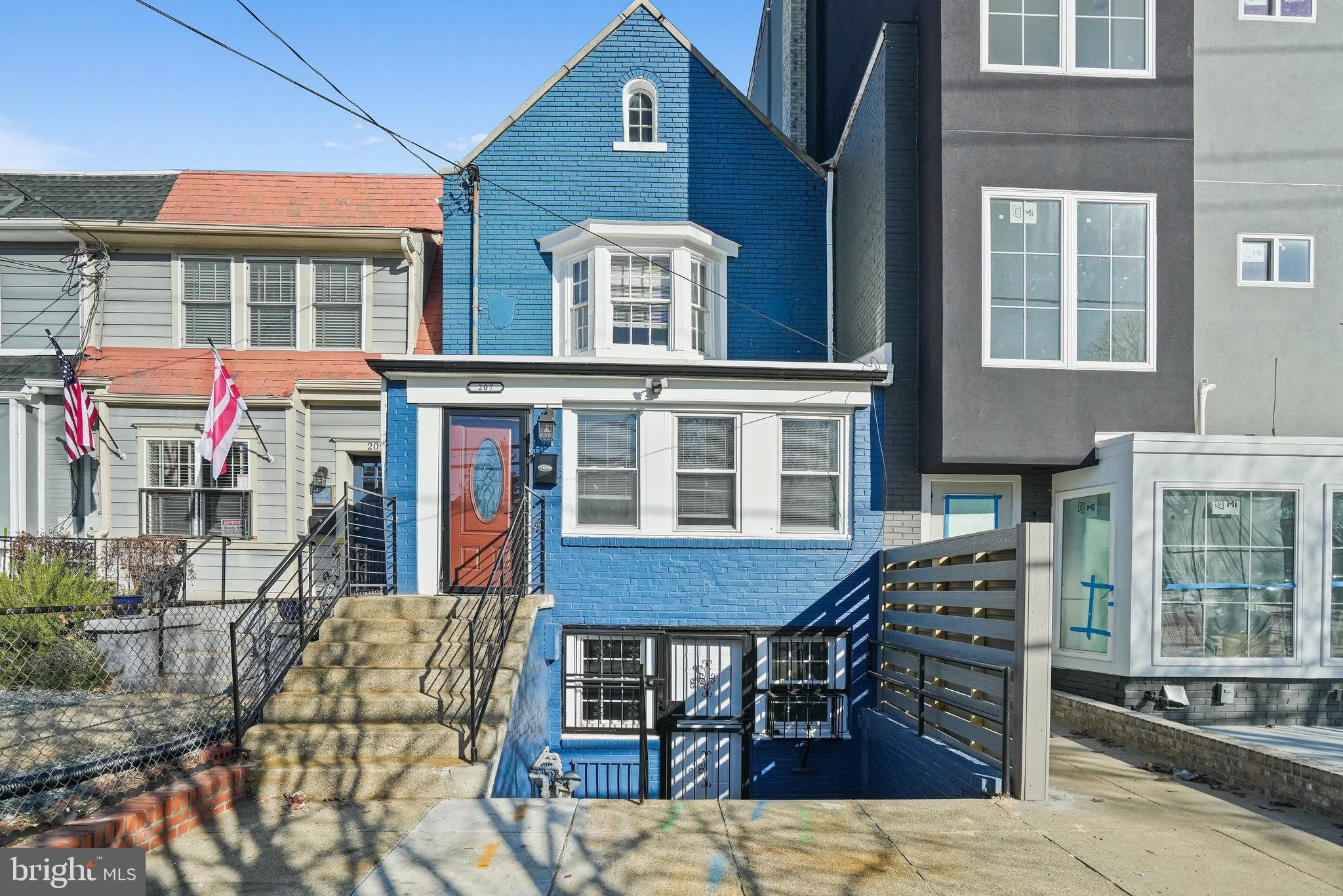 207 Kennedy Street Nw – photo 1