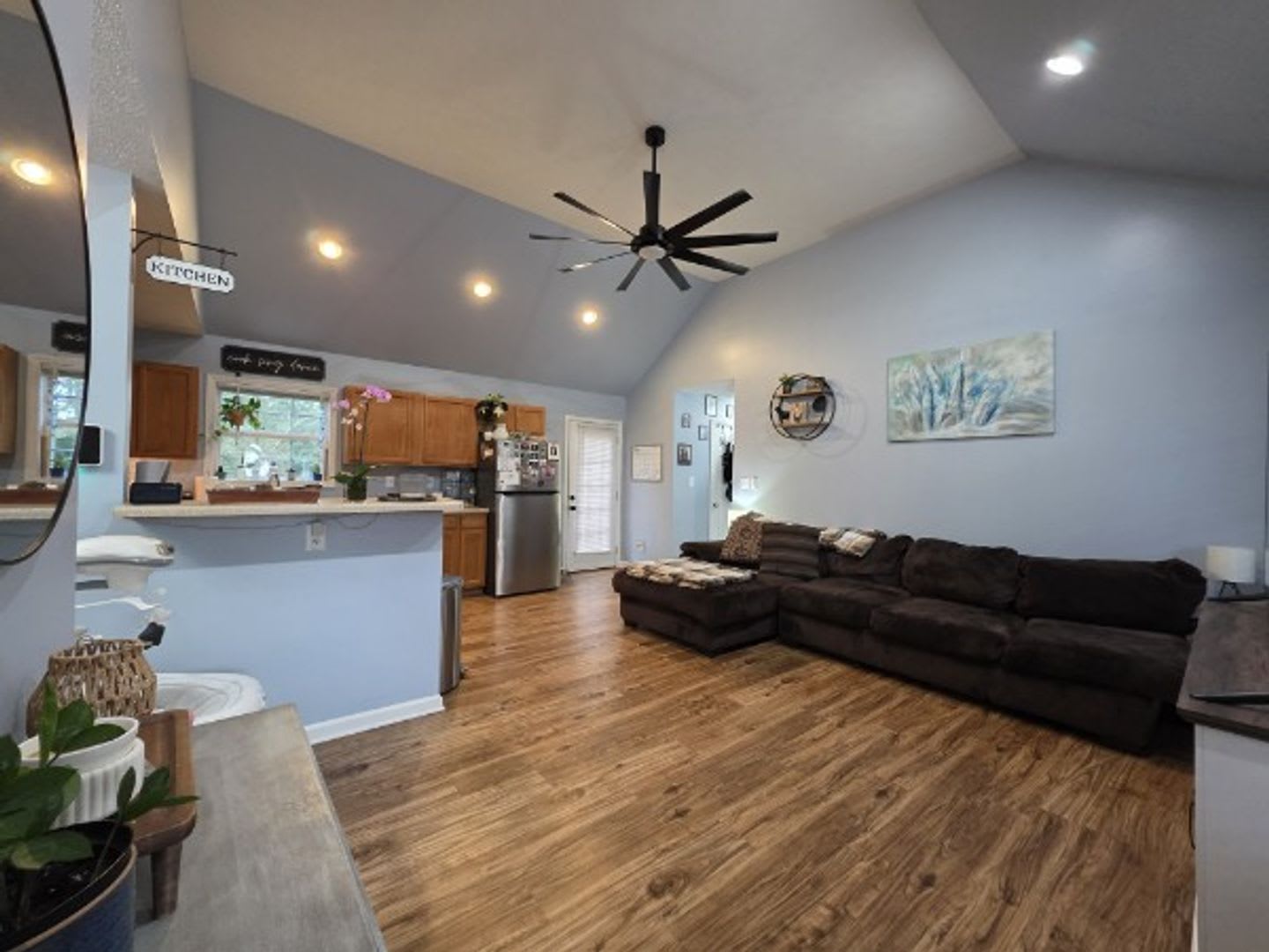 112 Lee Lane – photo 1