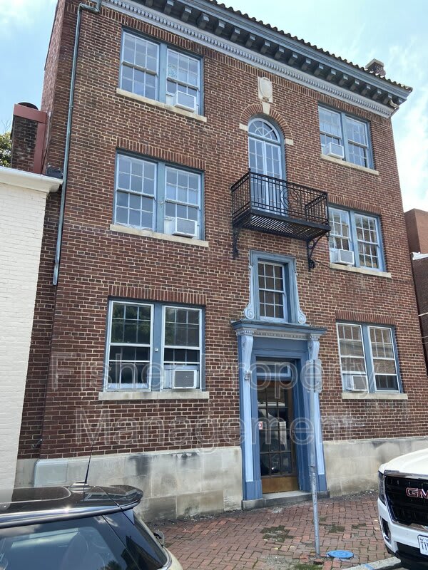 111 North Foushee Street – photo 1