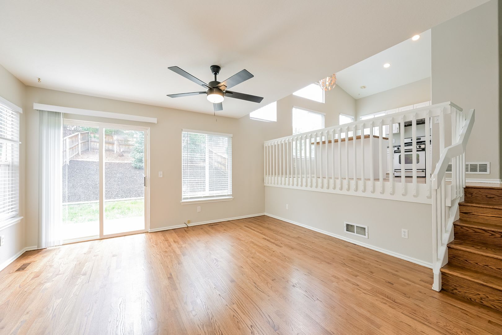 Highlands Ranch Newly Renovated 3 Bed 2 5 Bath – photo 1 of 290