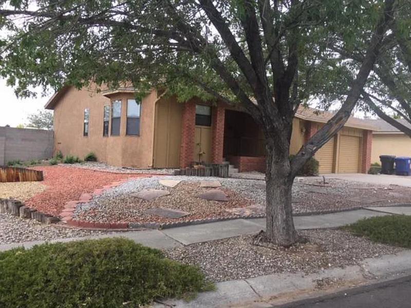 5601 Chelwood Park Blvd Ne – photo 1
