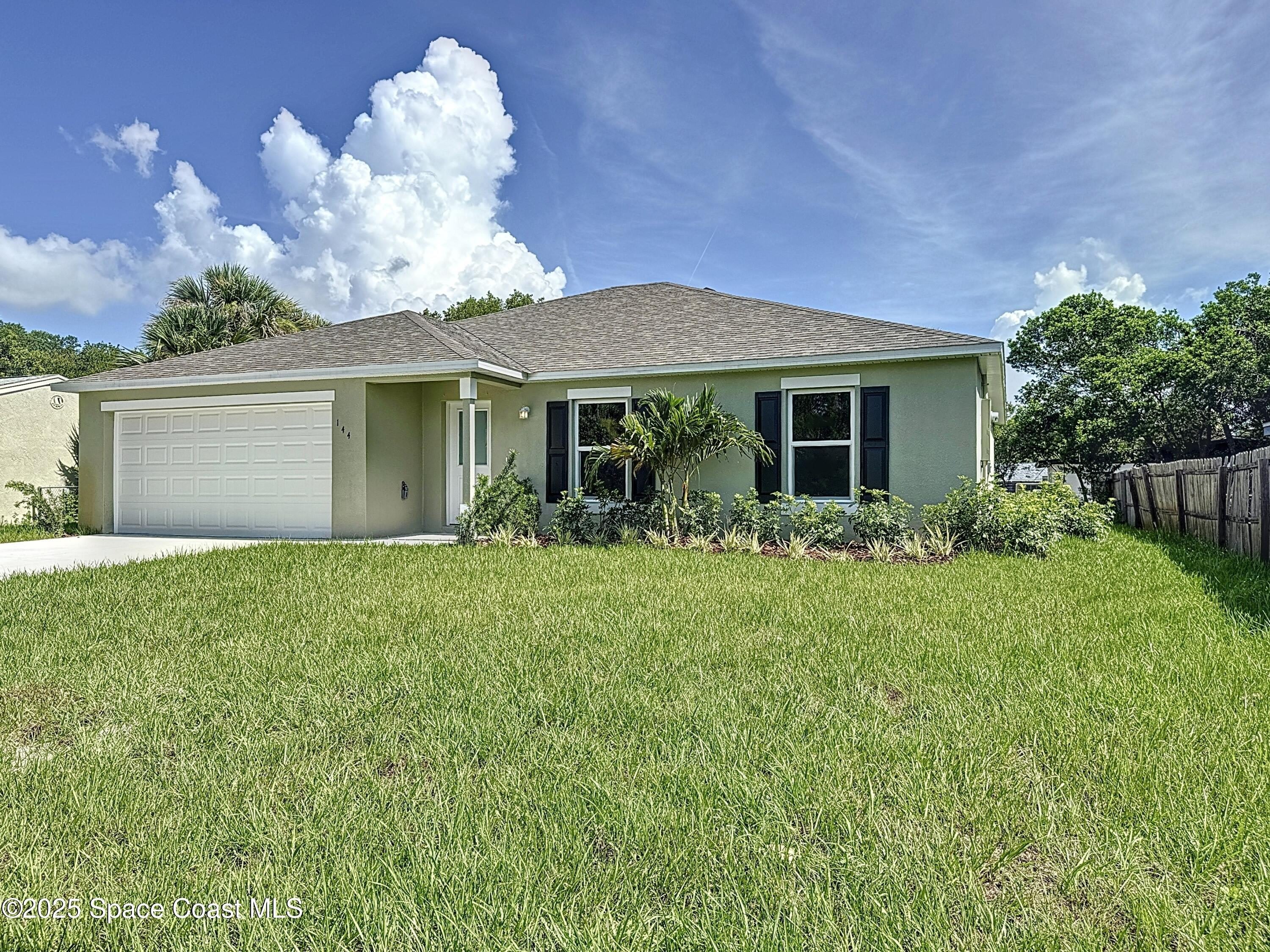 144 Roosevelt Street – photo 1