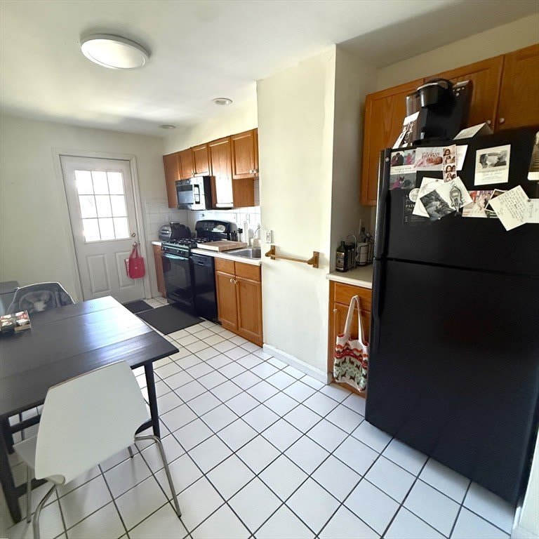518 E 3Rd – photo 1