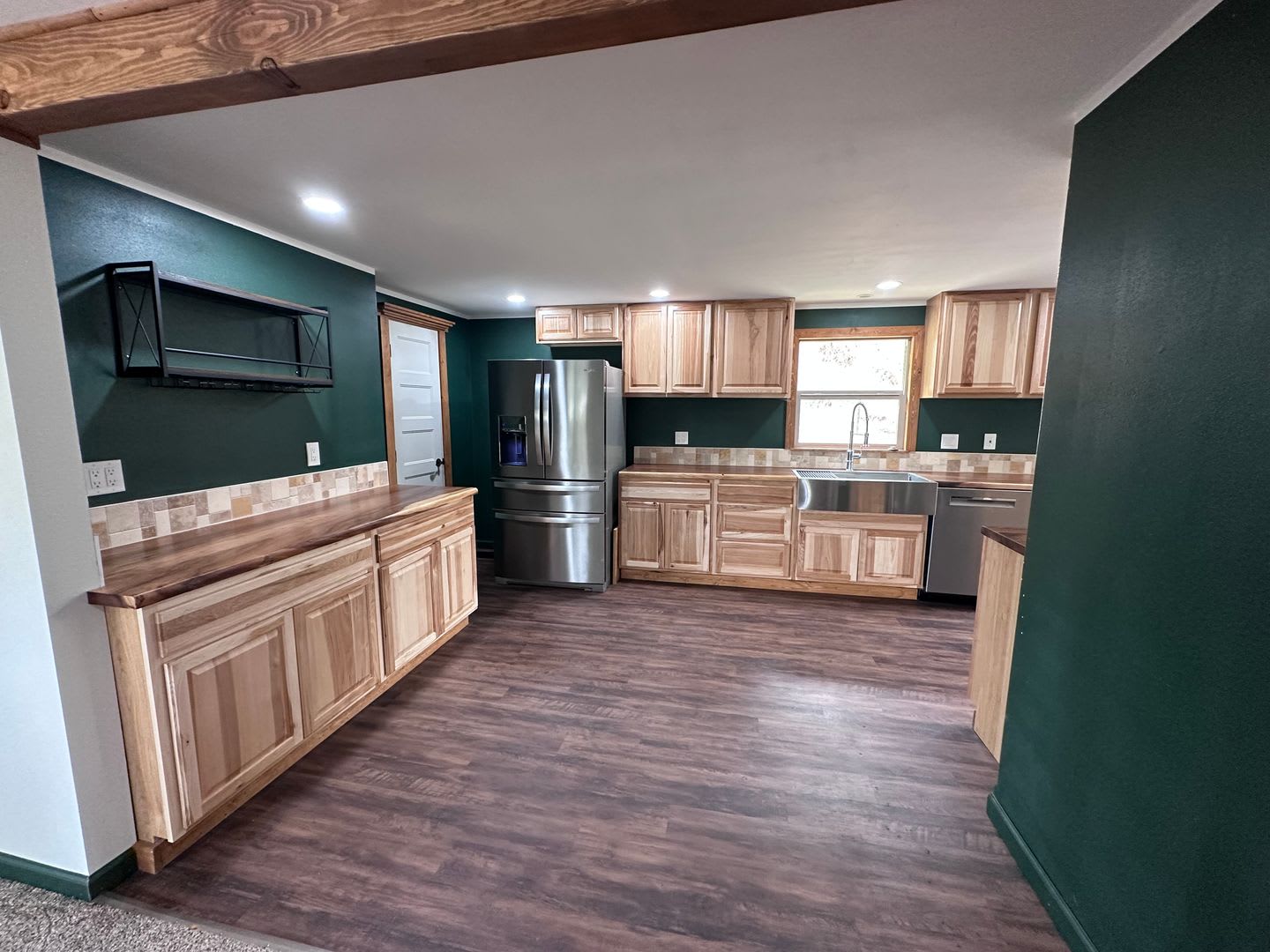 Beautiful 4 bedroom home with views of town – photo 1 of 19