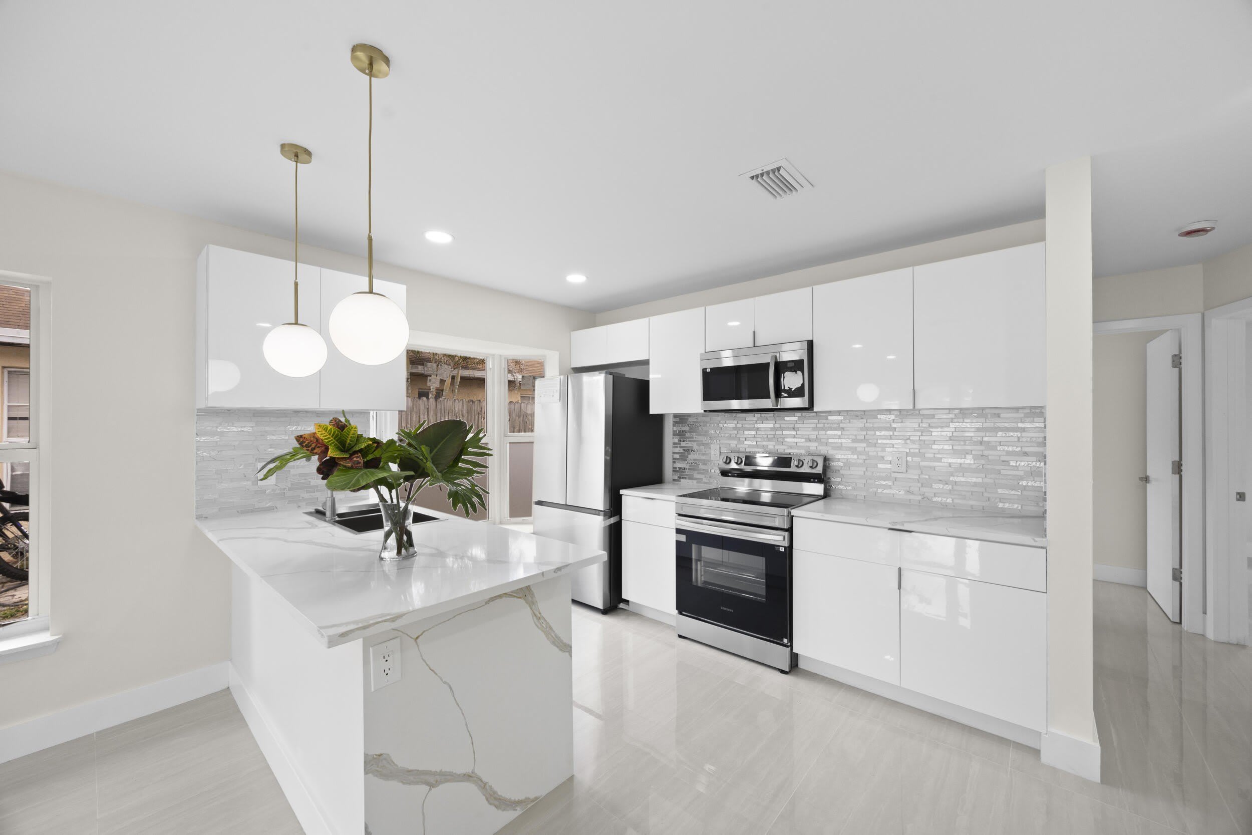 5664 BOYNTON Crescent – photo 1