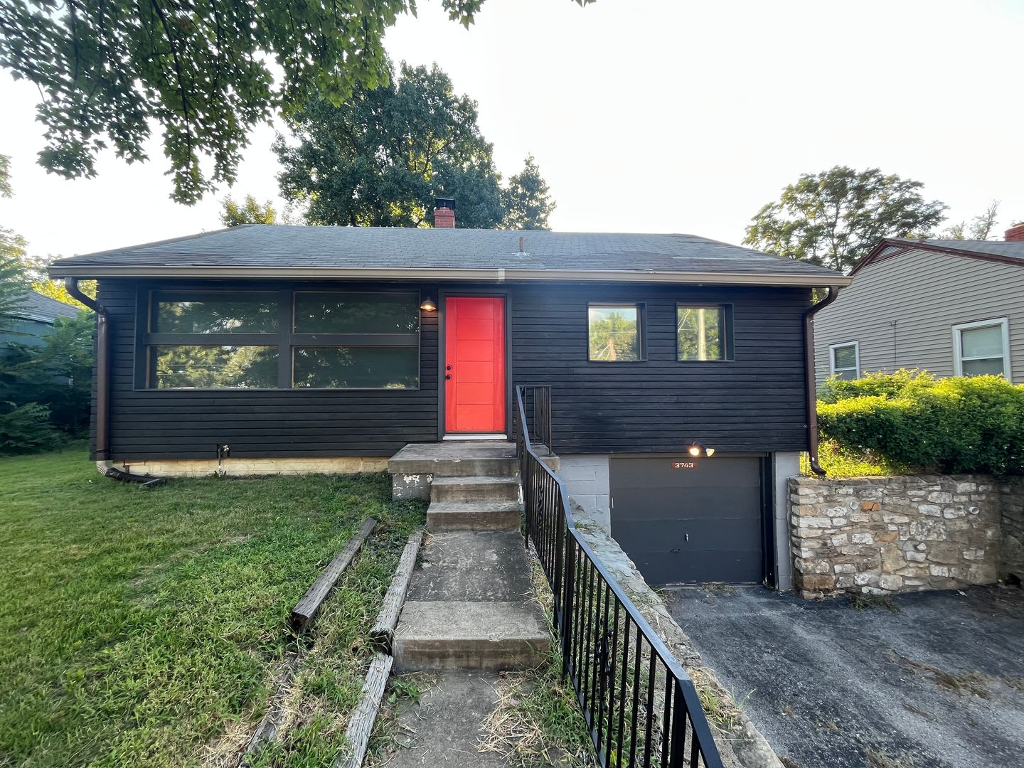 Newly Renovated 2 Bed 1 Bath – photo 1 of 265