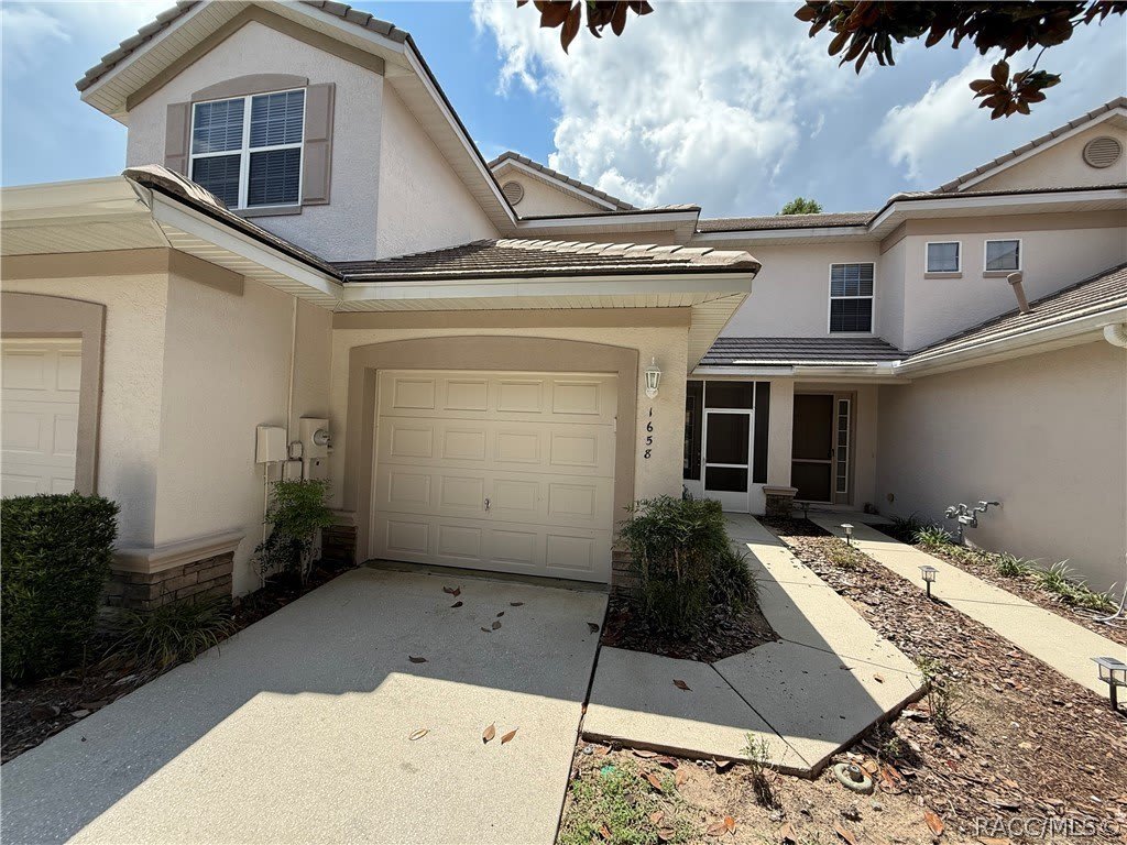 1658 W Spring Meadow Loop – photo 1 of 31