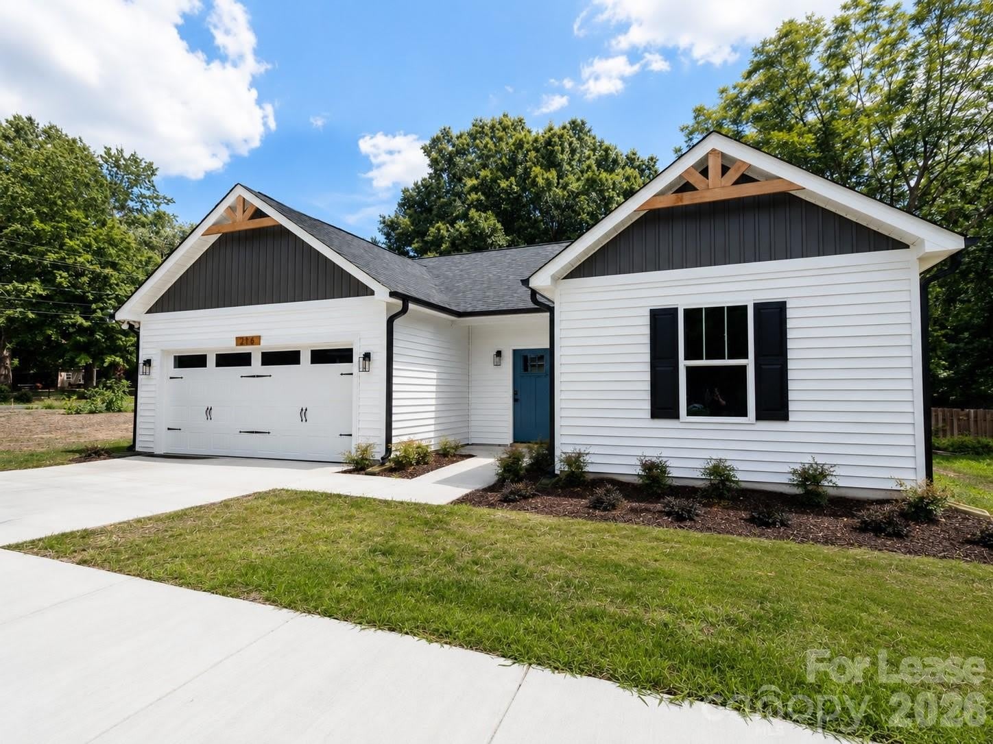 216 E Phifer Street – photo 1 of 21