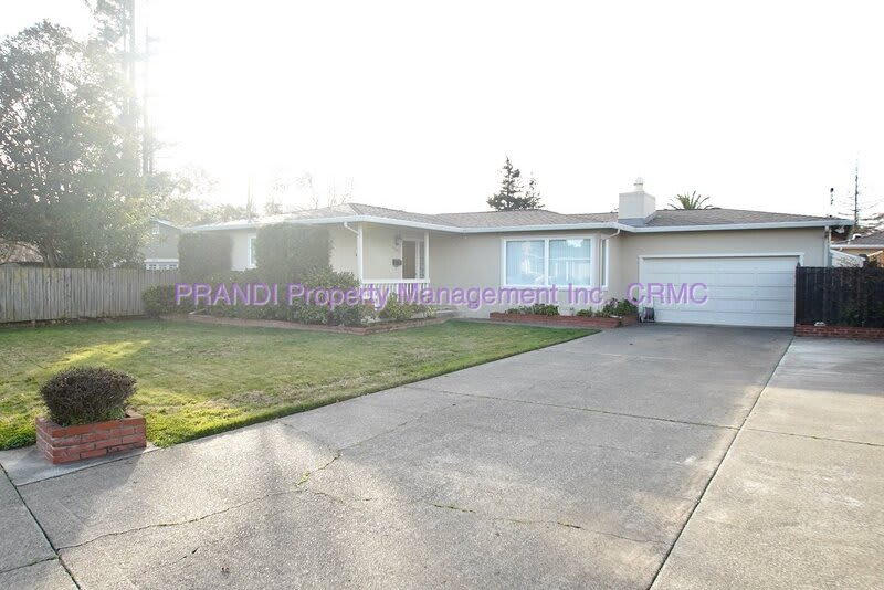 1407 Donna St – photo 1 of 19