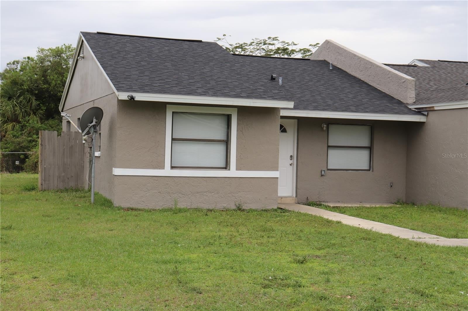 304 Sun Dial Court – photo 1 of 20