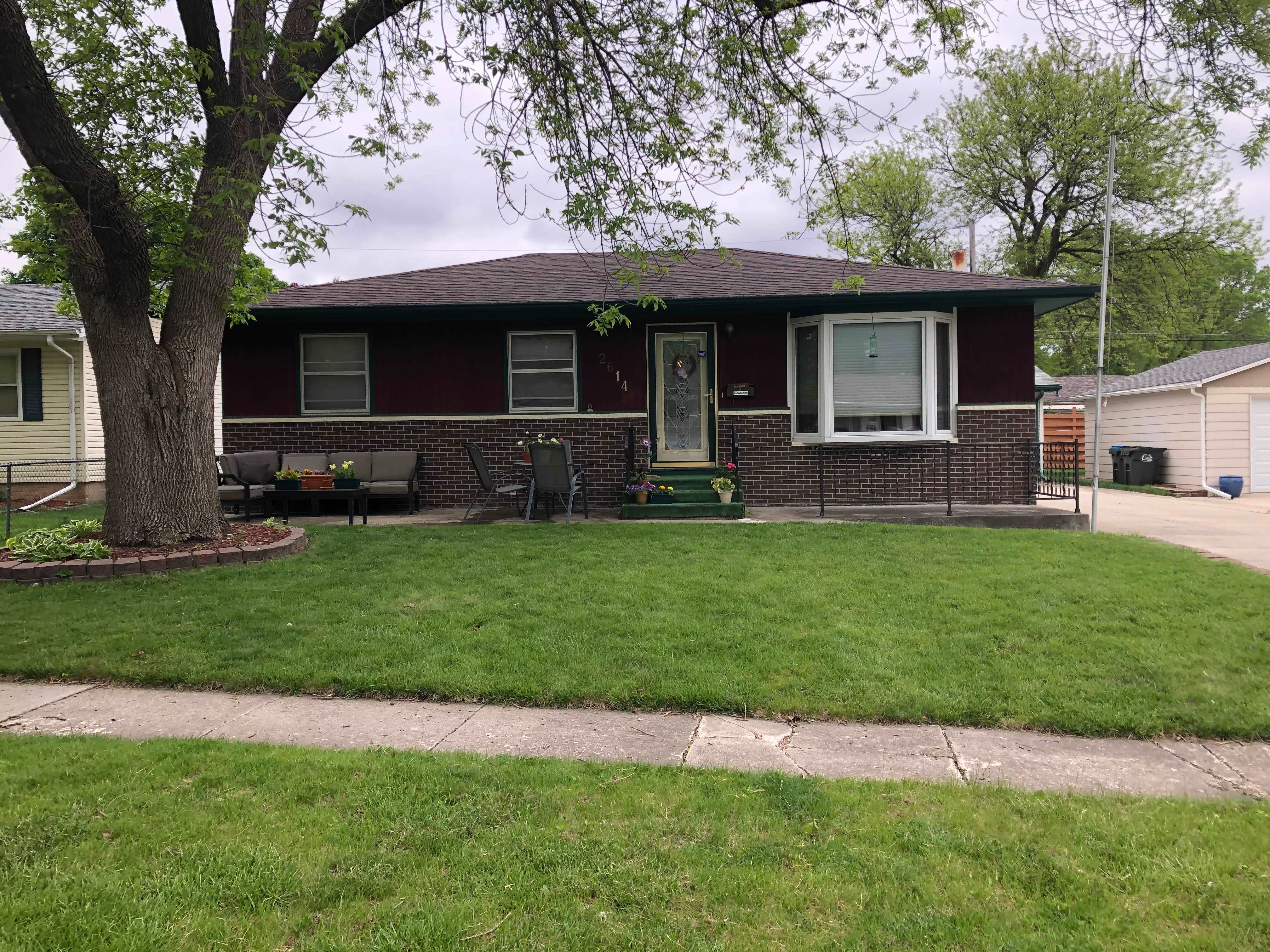 2614 19th Avenue North – photo 1 of 15