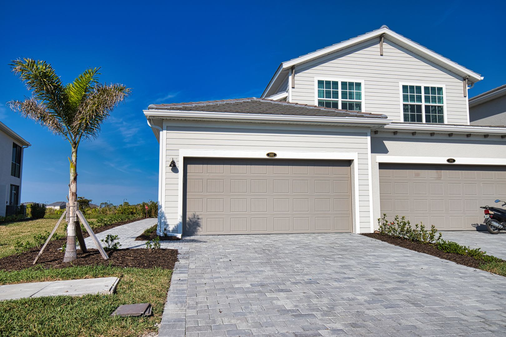 Golf Transfer New Construction 3 Bedroom 2 Bathroom First Floor Coach Home In The Desirable Wellen Golf And Country Club Minutes From Downtown Wellen Park And Braves Stadium – photo 1
