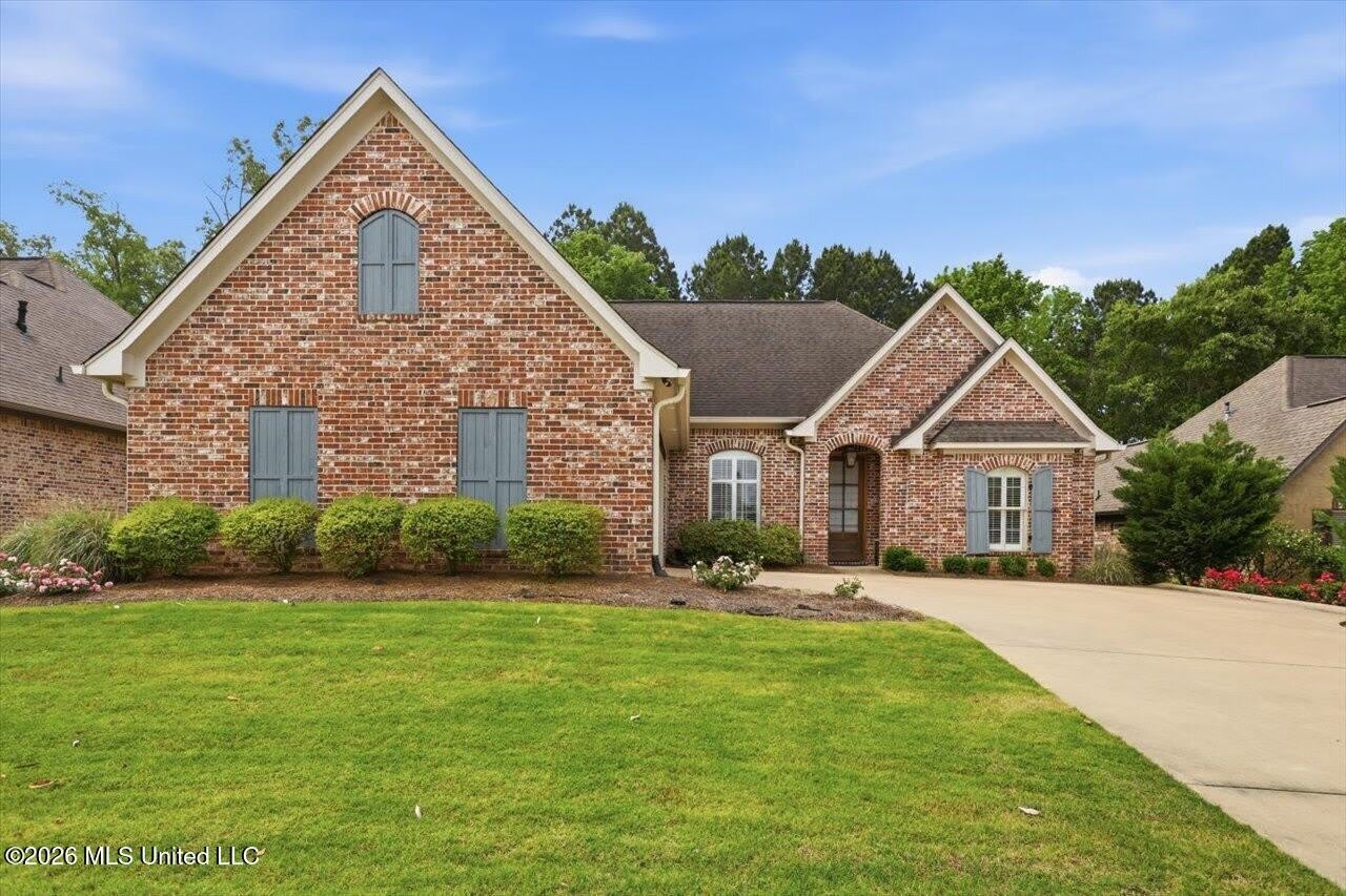 320 Oakville Circle – photo 1