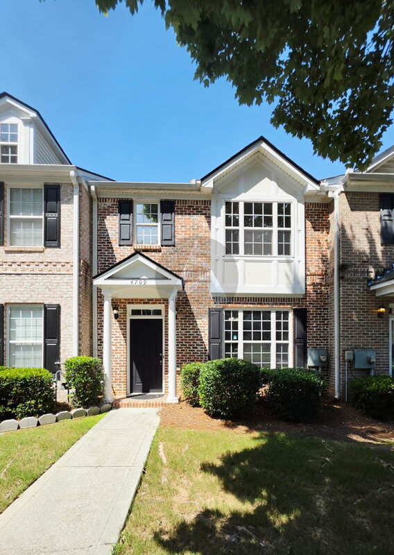 4709 Liberty Square Drive – photo 1 of 29