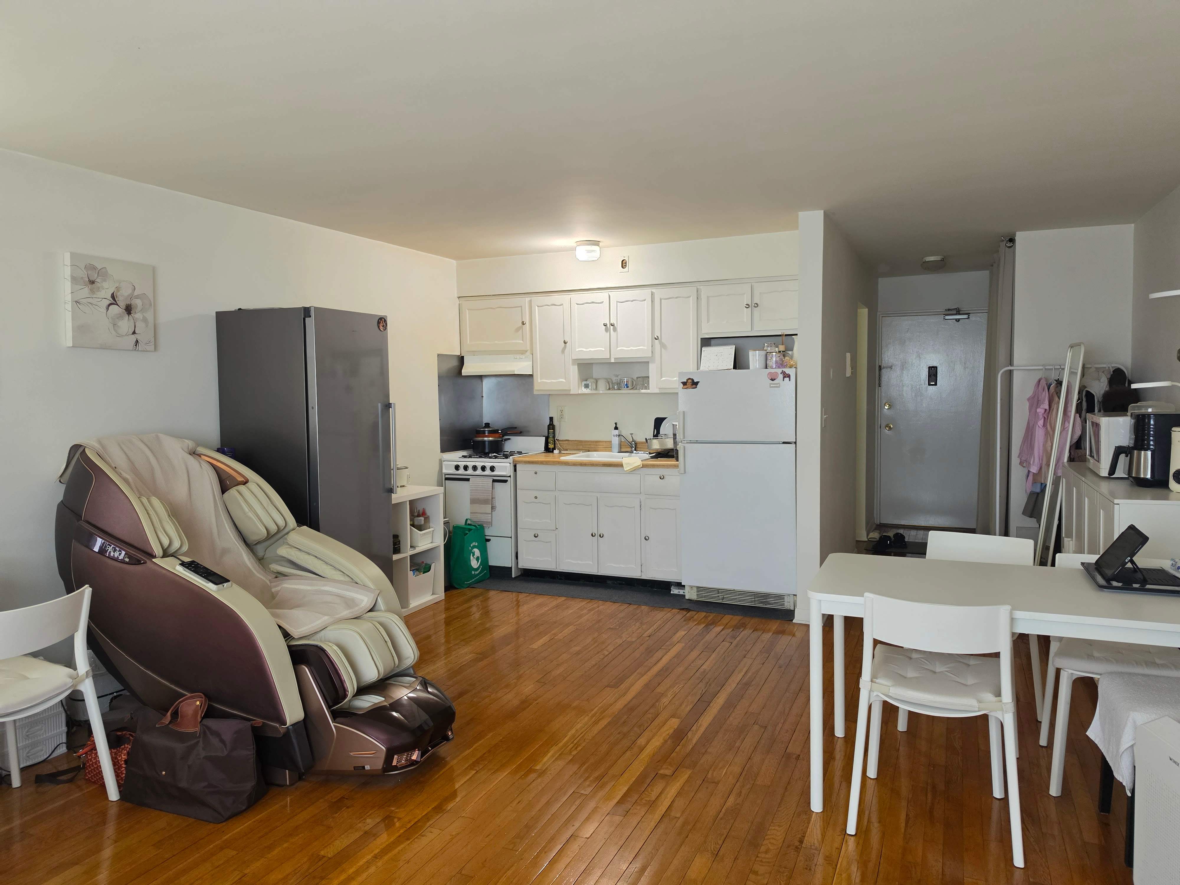 Empress Apts