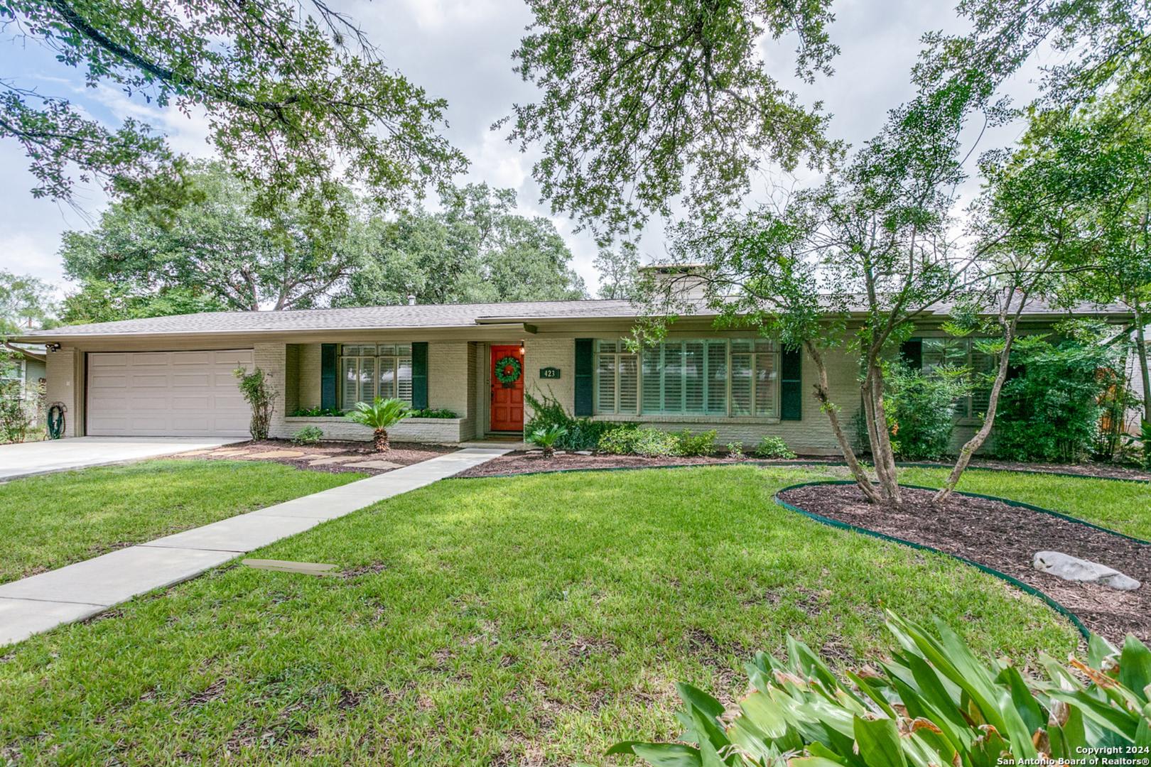CHARMING NORTHRIDGE 3-BEDROOM – photo 1