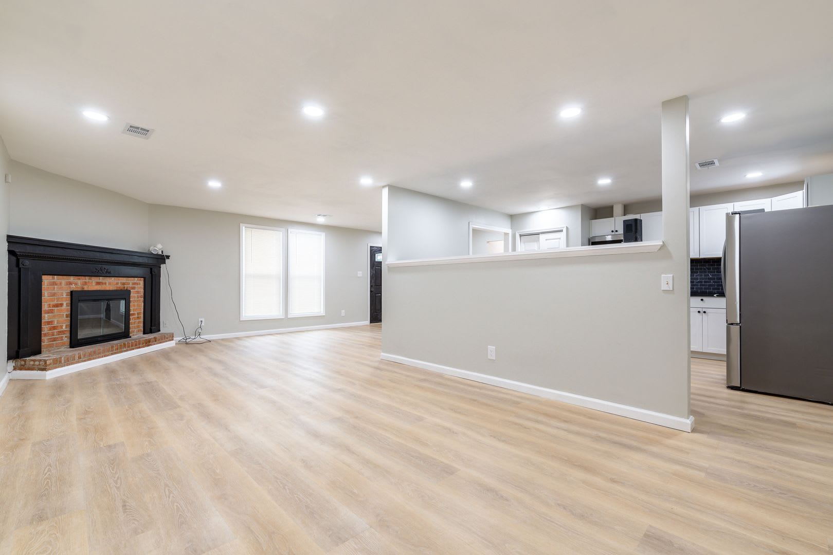 Stone Mountain 3 Bed 2Ba Gem – photo 1