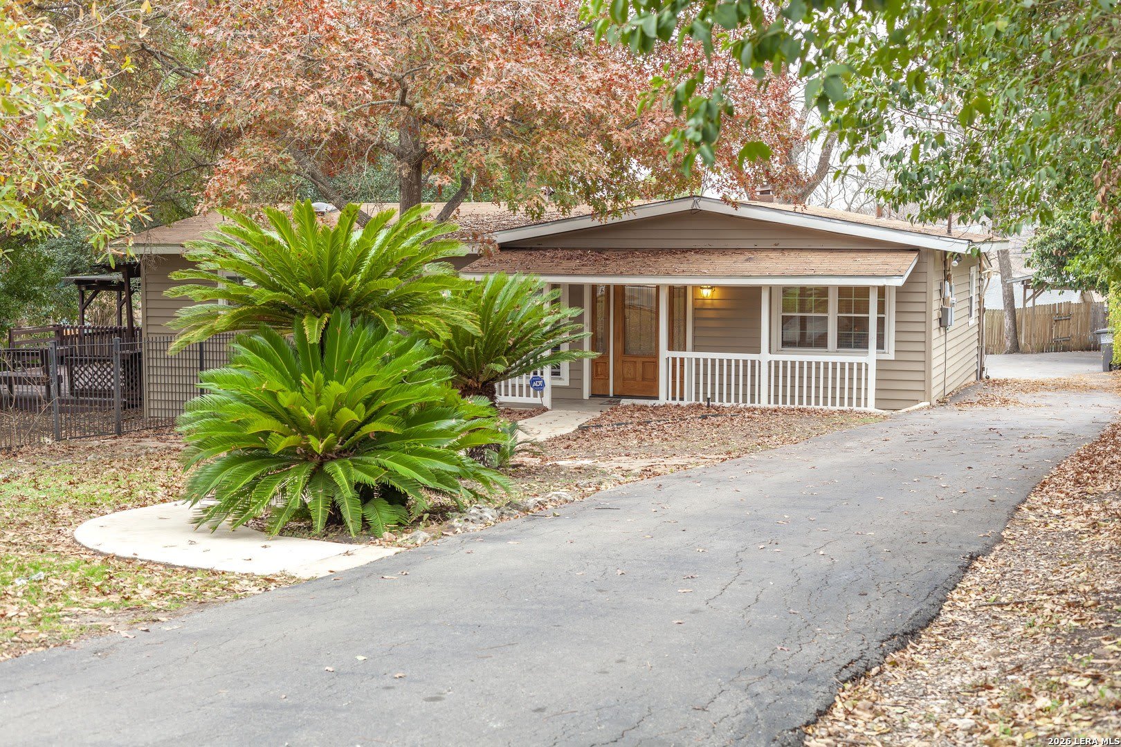 4750 View Dr – photo 1