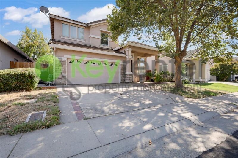 7956 Robinson Drive – photo 1