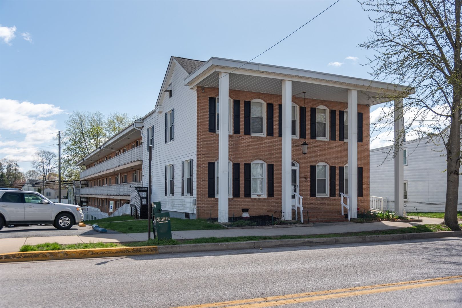 West Carroll Apartments – photo 1 of 5
