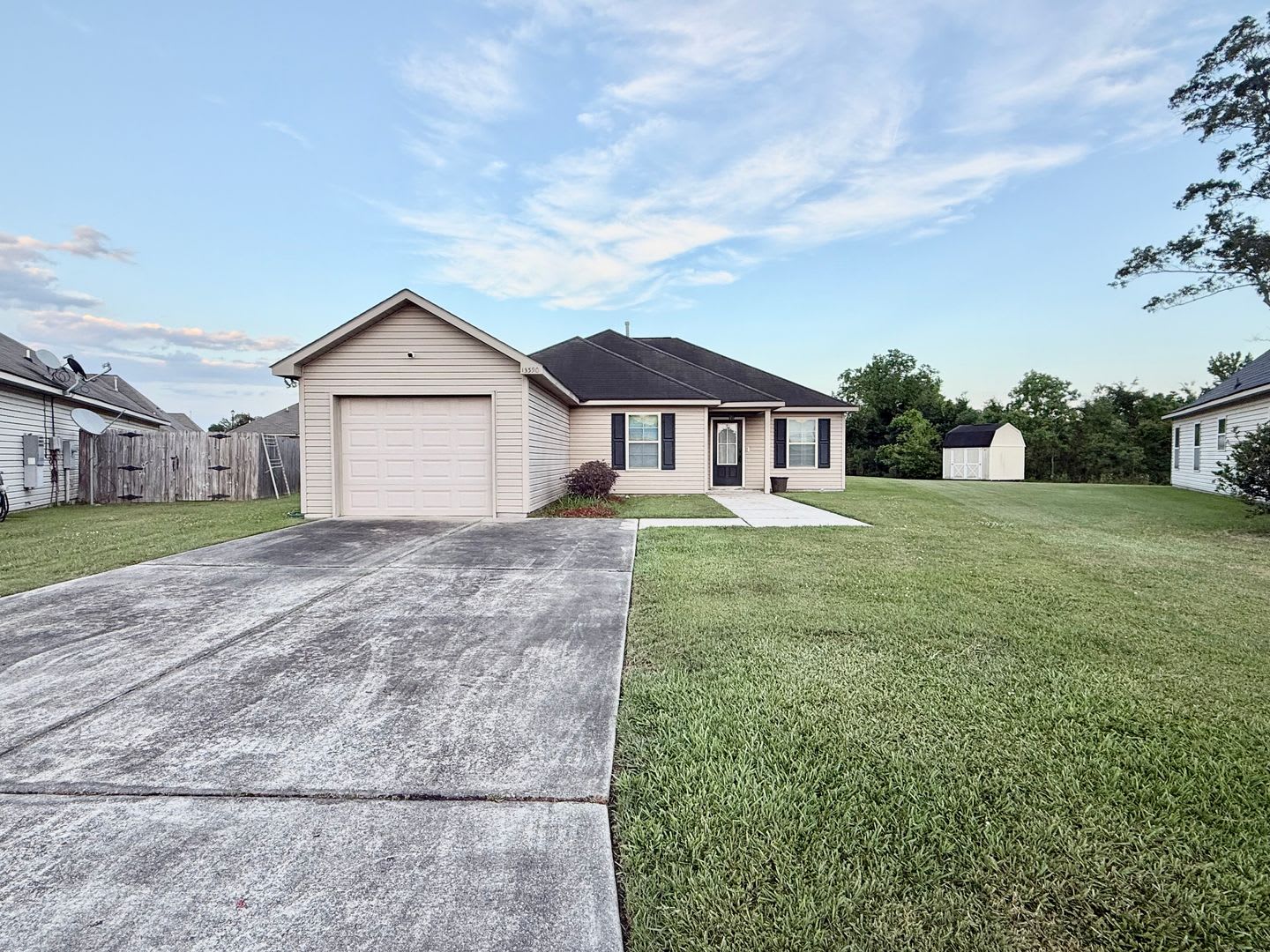 Beautiful 3 Bedroom Home In Prairieville – photo 1 of 153