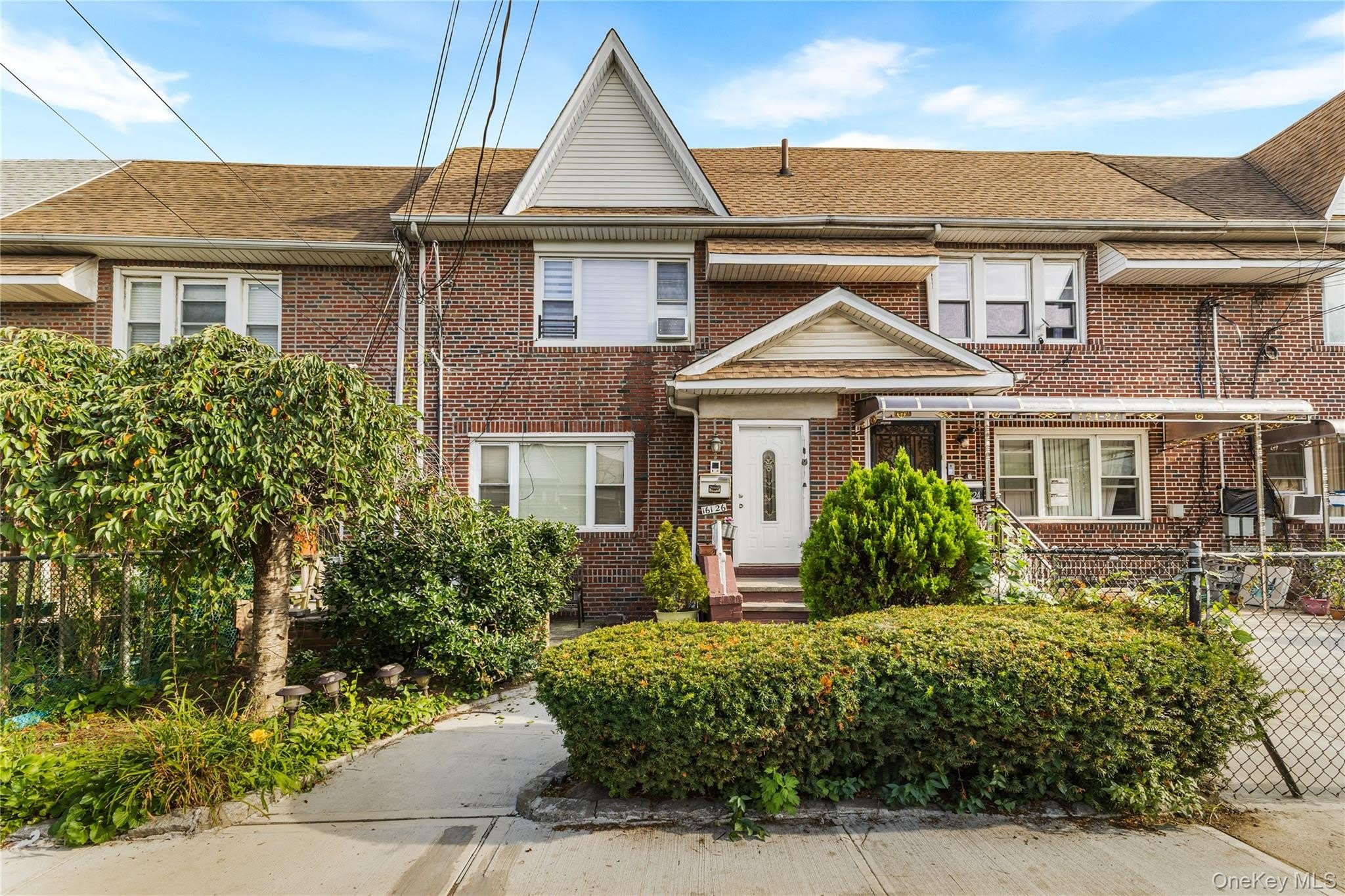 143-26 84th Road – photo 1