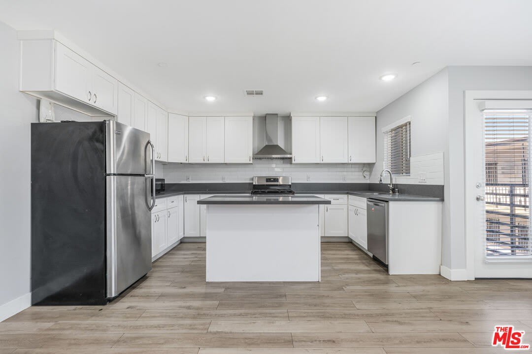 12000 Runnymede St – photo 1