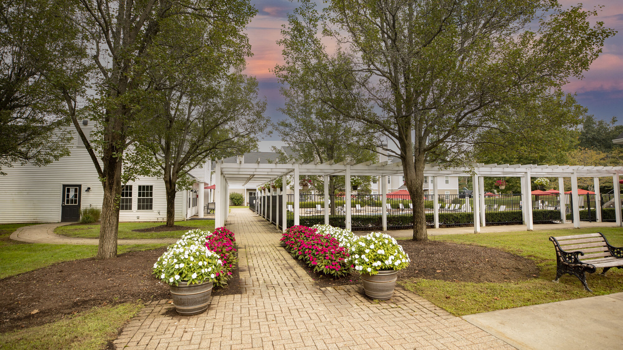 Town Place Middletown – photo 1