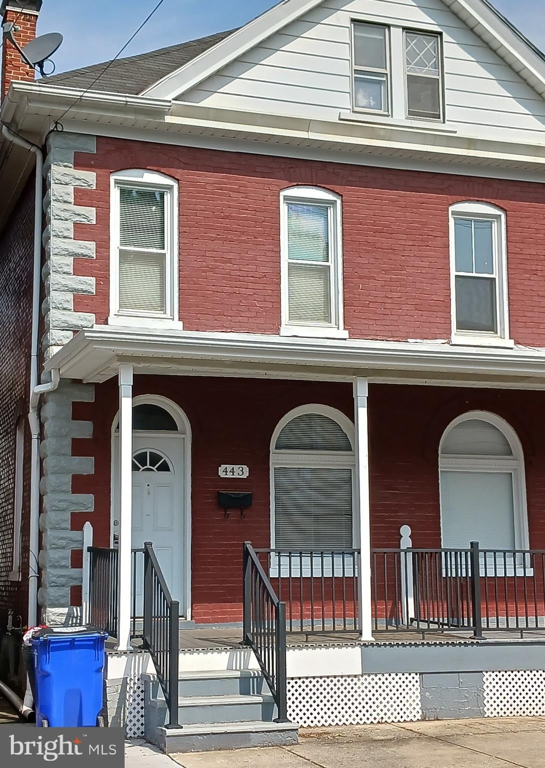 443 N MULBERRY Street – photo 1