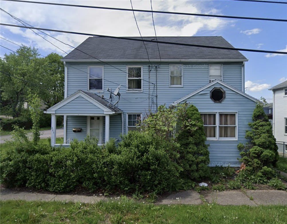561 Farnsworth Ave