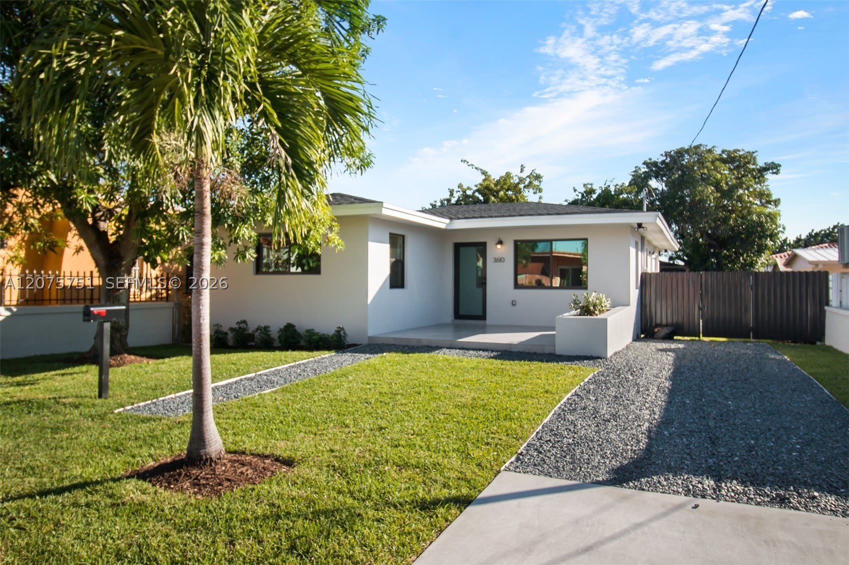 3610 SW 4th St – photo 1