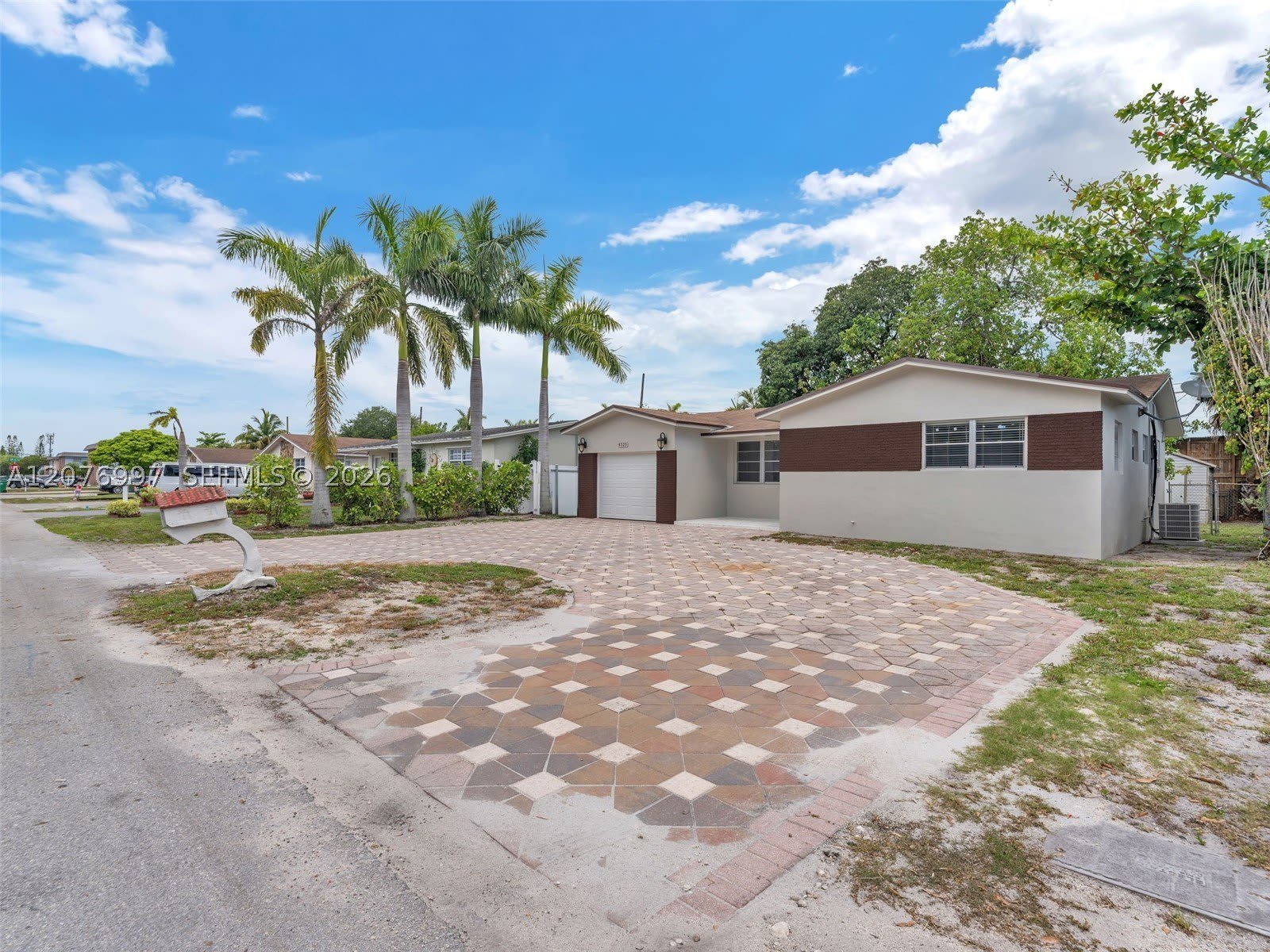 6525 Sw 18Th St – photo 1