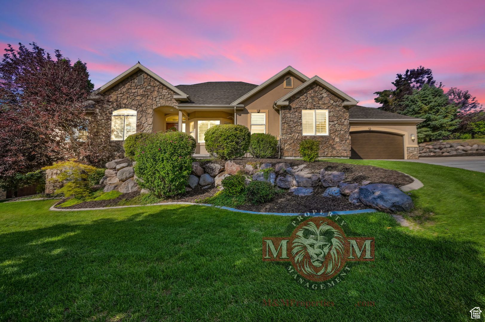 Beautiful Canyon Oaks Executive Home w/ Views – photo 1