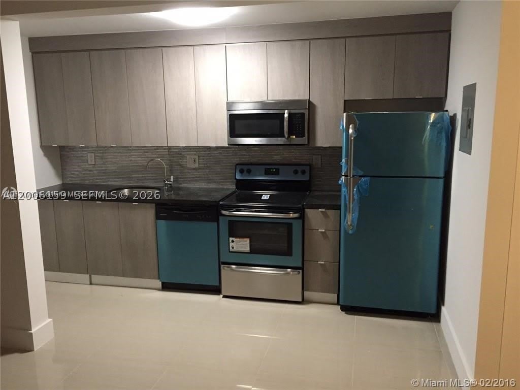 4110 NW 79th Ave – photo 1