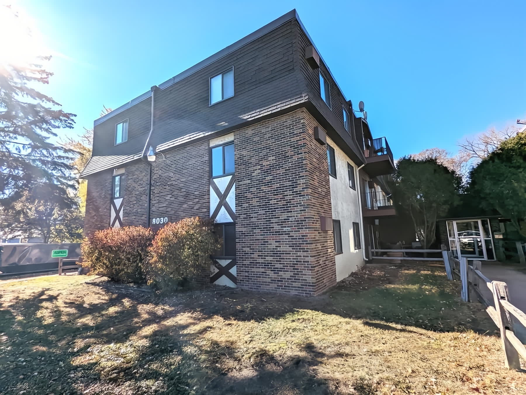 8050 Northeast Central Avenue – photo 1 of 29