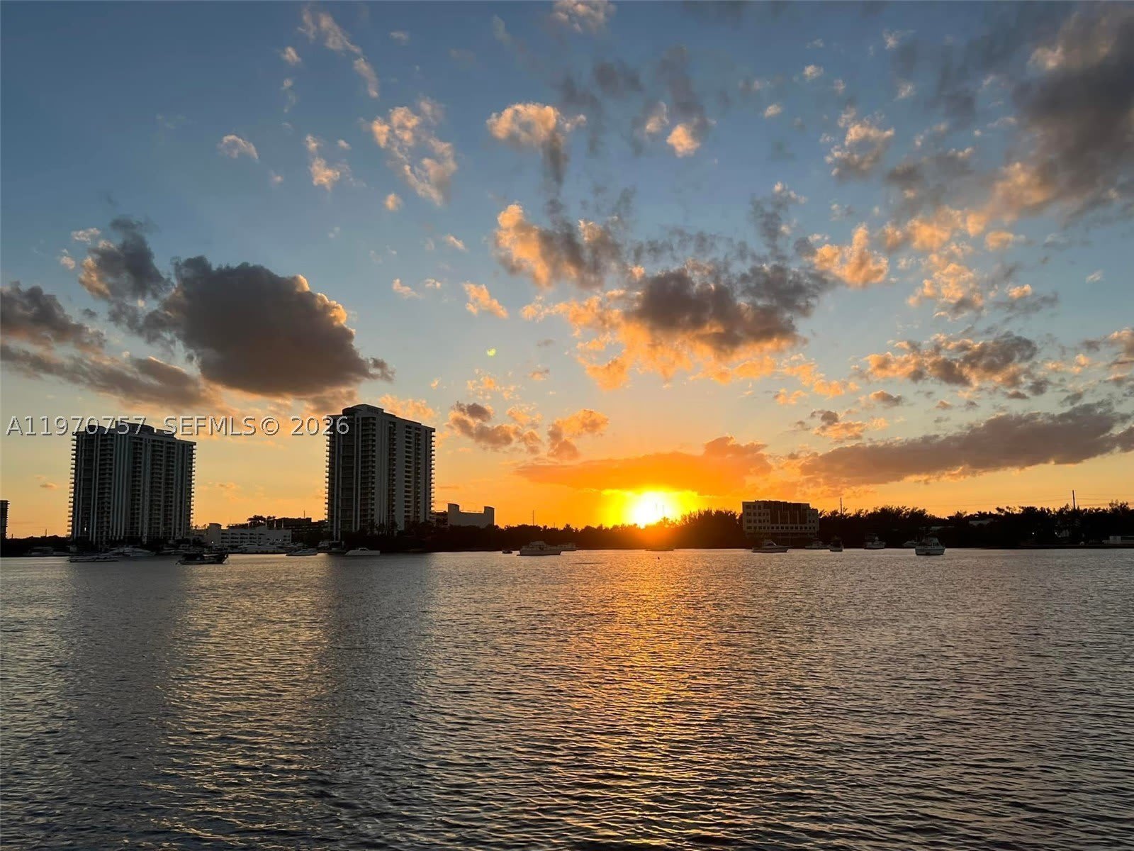 2910 Point East Dr – photo 1 of 15