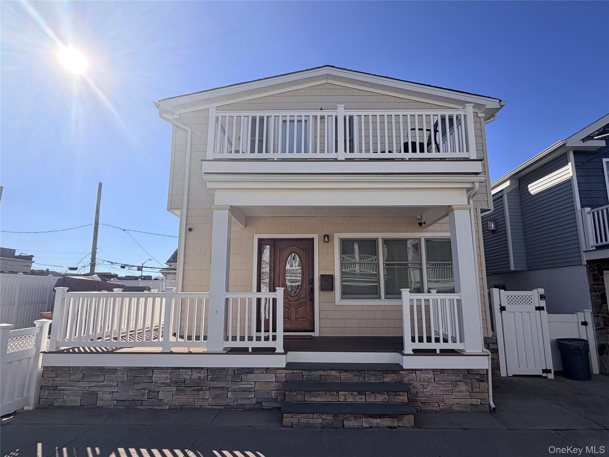 65 New Hampshire Street – photo 1