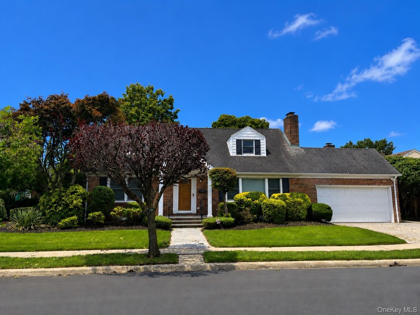 126 Hillside Avenue – photo 1 of 22