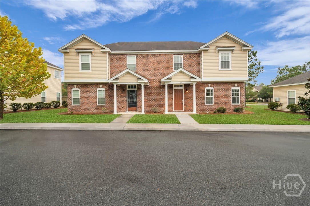 409 Old Ivey Square – photo 1 of 44