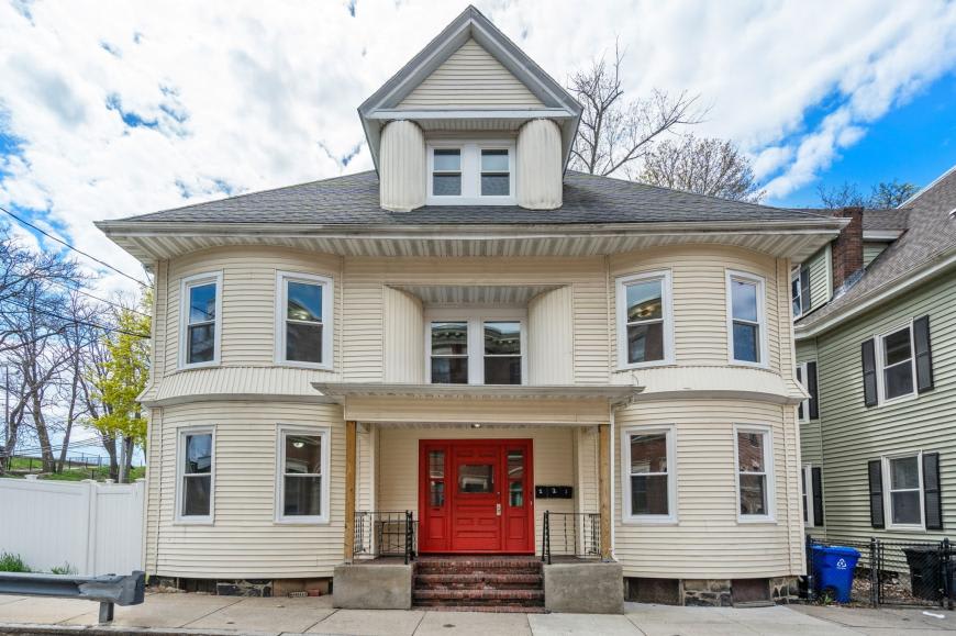 10 Royal St. – photo 1