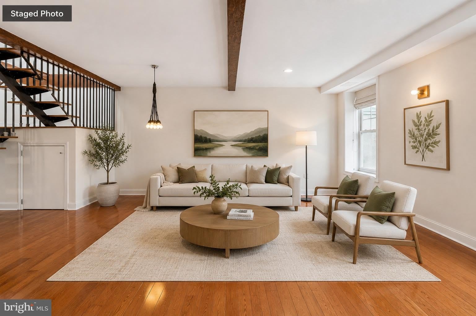1111 MOUNT VERNON Street – photo 1