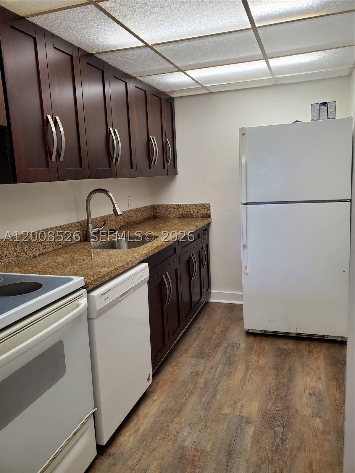 1230 NE 139th St – photo 1